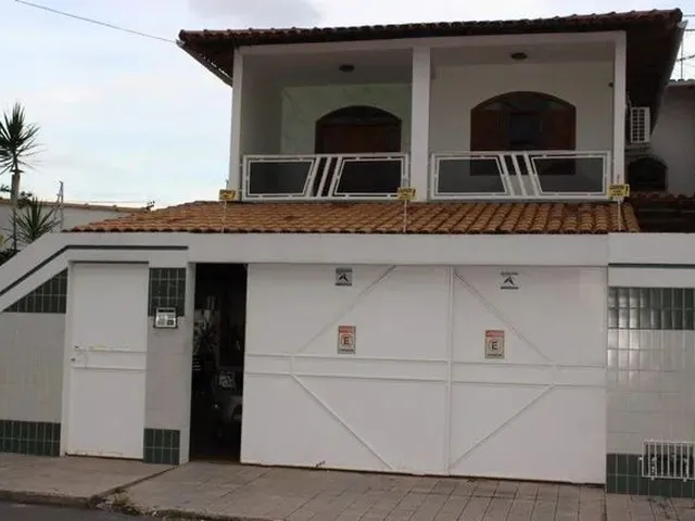 Imagem: Vendo Casa Duplex Laranjeiras