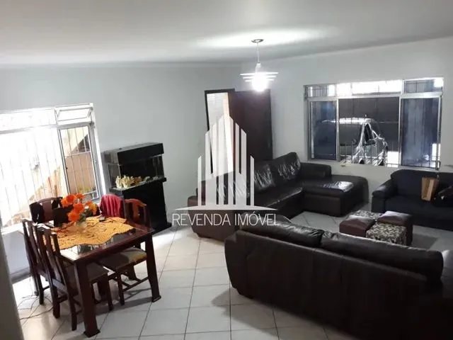 Imagem: Sobrado na Região da Cidade Ademar!