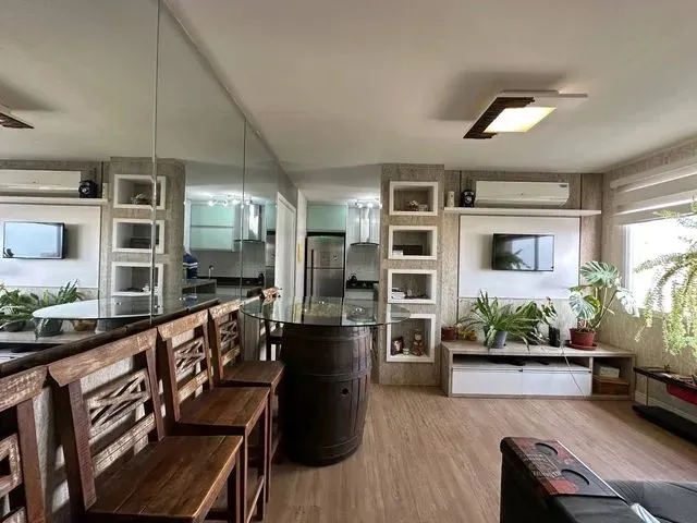 Imagem: O apartamento possui 2 Dormitórios, 1 Banheiro, 1 Vaga na