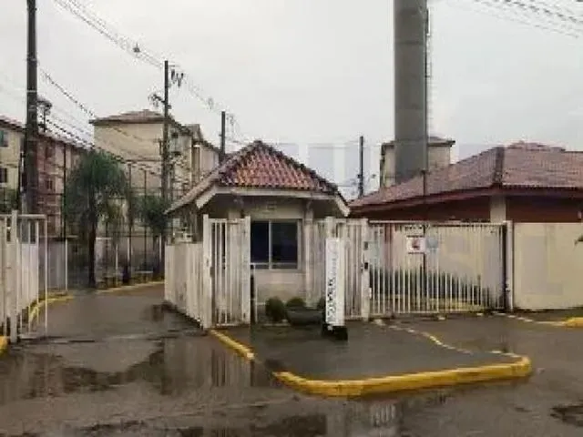 Imagem: O apartamento possui 2 Dormitórios, 1 Banheiro, 1 Vaga na