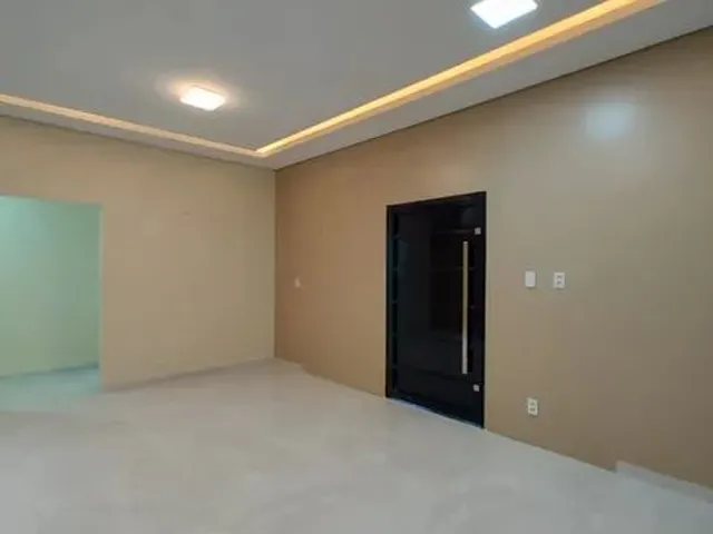 Imagem 2: Casa com 3 Quartos, Apta a Financiar!