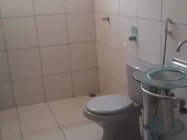 Imagem 5: Casa no Parque 10 Semi Mobiliada, 4 Qts com 2 Suítes/ Reformada com Poço Artesiano