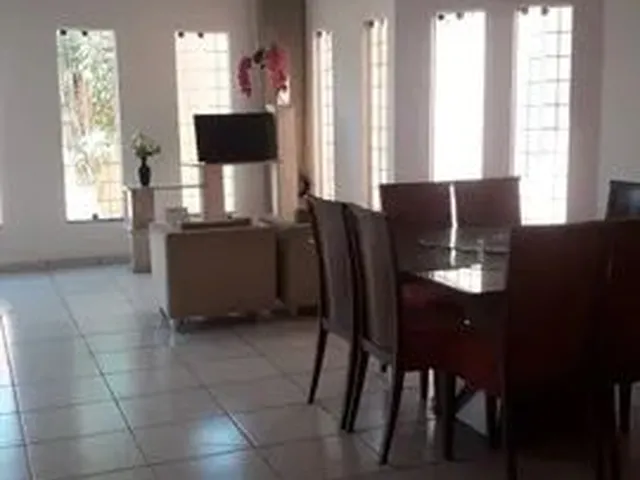 Imagem 11: Casa no Parque 10 Semi Mobiliada, 4 Qts com 2 Suítes/ Reformada com Poço Artesiano