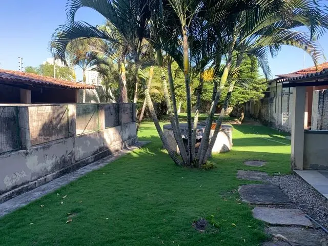 Imagem 2: Casa para Aluguel Fins Comerciais com 1500 M2 com 3 Quartos em Messejana - Fortaleza - Ce