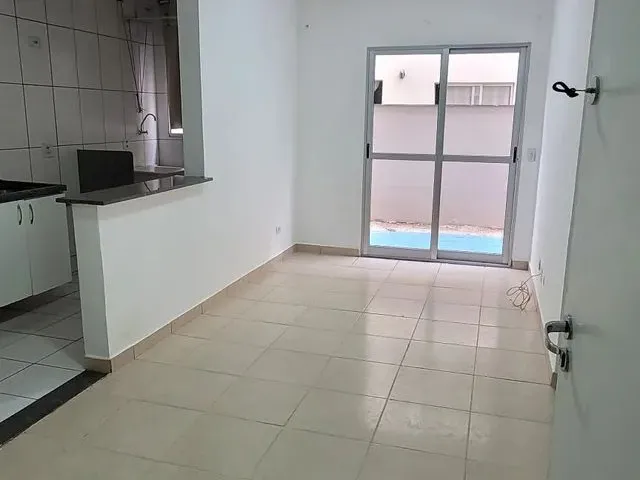 Imagem: Aluga_Se Apto Resid Villa Bella com Quintal_Próximo