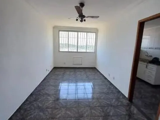 Imagem: O apartamento possui 2 Dormitórios, 1 Banheiro, 50m² de