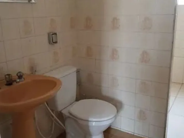 Imagem 3: Alugo Quarto pra Moça - 400,00