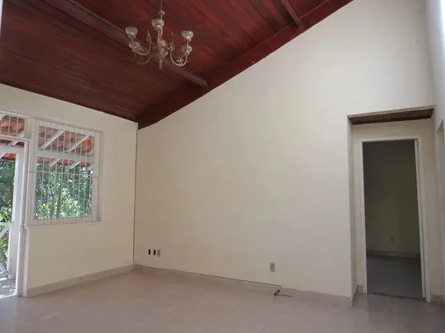 Imagem 9: Apartamento Tipo Casa - 2 Quartos (1 Suíte) - Centro