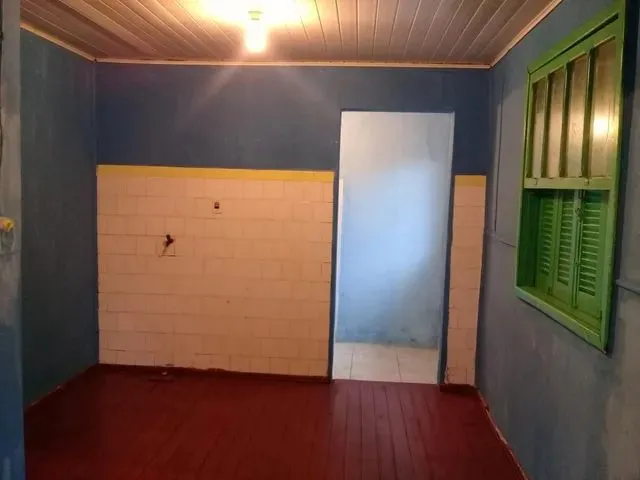 Imagem 6: Casa com 2 Dormitorio(S) Localizado(A) no Bairro Mathias Velho em Canoas / Rio Grande Do