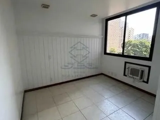Imagem 15: Alugo Apartamento 4 Quartos em Icaraí