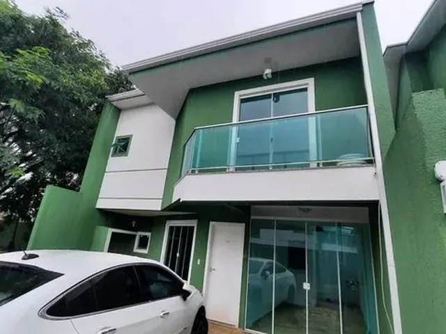 Imagem: Sobrado Padrão para Venda em Uberaba Curitiba-Pr