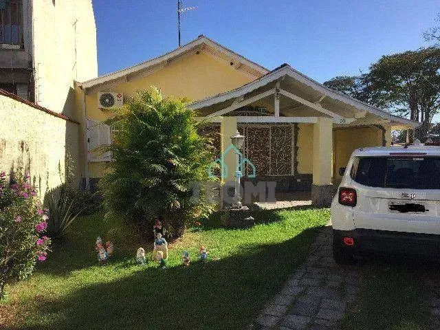 Imagem: Casa com 4 Dormitórios para Alugar, 180