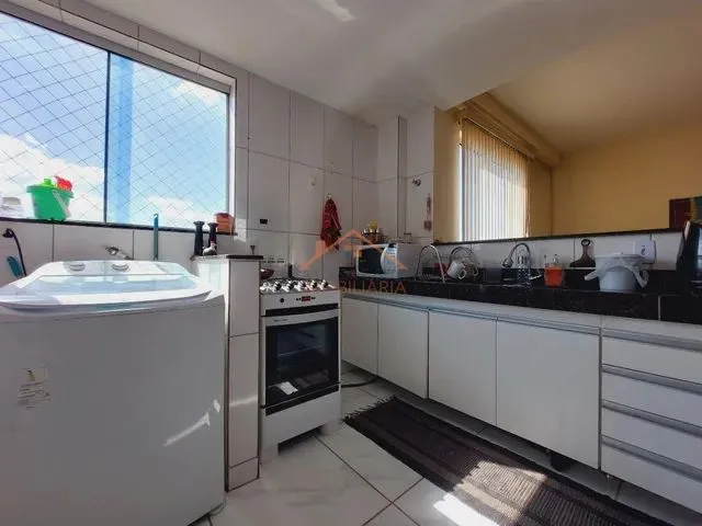 Imagem 10: Apartamento 03 Quartos, Sendo 01 Suíte em Prédio Individual Contendo Elevador no Bairro
