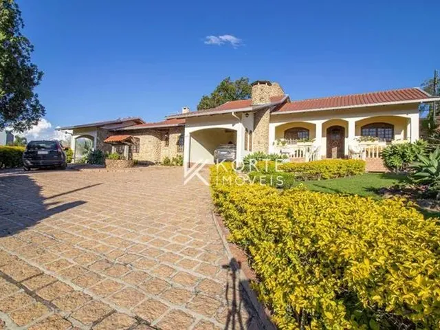 Imagem: Casa com 4 Dormitórios À Venda, 400 M²