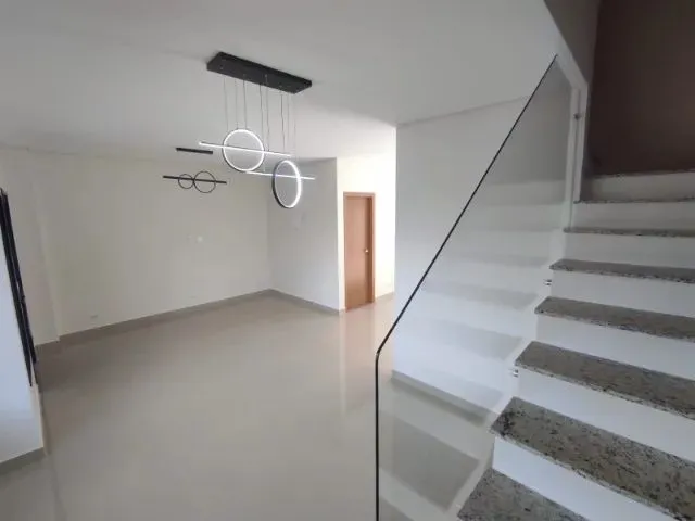 Imagem 3: Sobrado em Condomínio