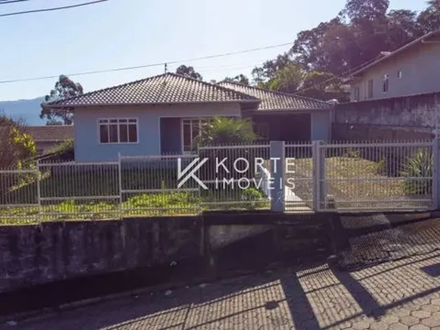 Imagem: Casa com 3 Dormitórios À Venda, 250 M²