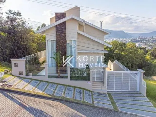 Imagem: Casa com 3 Dormitórios À Venda, 463 M²