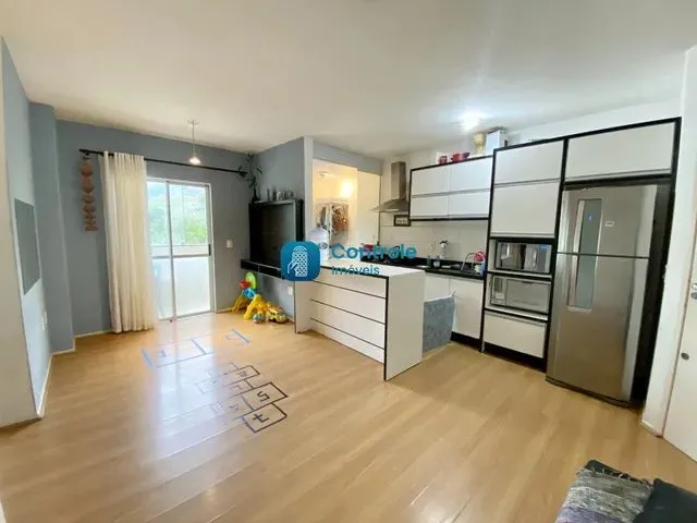 Imagem: R)Apartamento de 2 Dormitórios com Sacada