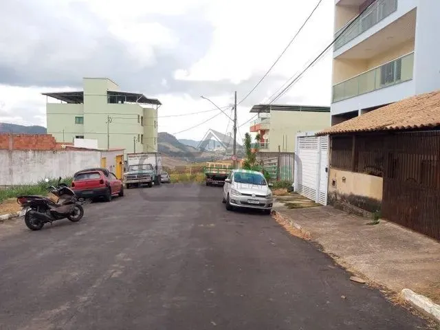 Imagem 6: )(- Oportunidade! Bela Casa Triplex em Construção com 3 Quartos em Bairro Terras Altas
