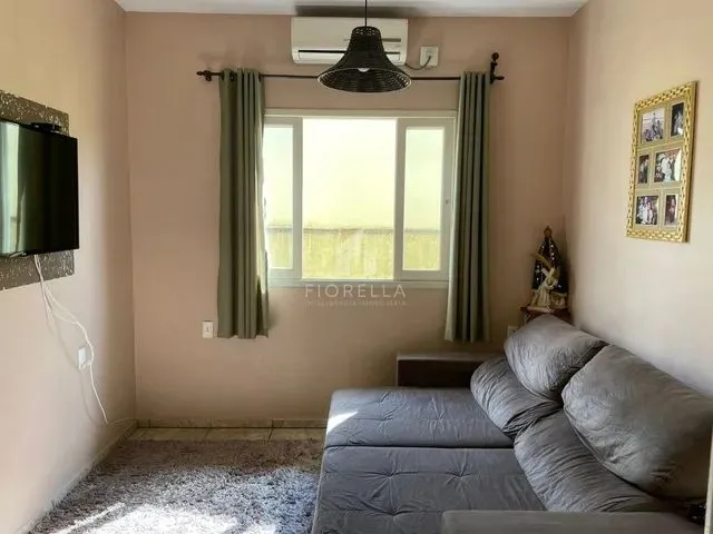 Imagem 6: Casa com 3 Dormitórios, 1 Suíte com Piscina, no Bairro Jardim Janaina, em Biguaçu