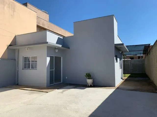 Imagem: Linda Casa em Cosmópolis