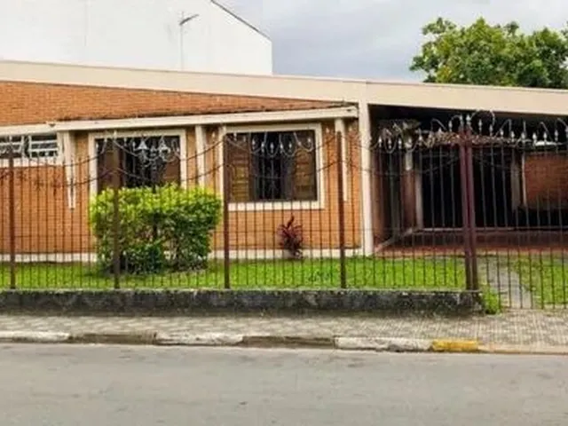 Imagem: Casa Bem Localizada no Centro de Ubatuba