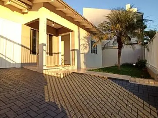 Imagem: Casa com Piscina no Passo dos Fortes