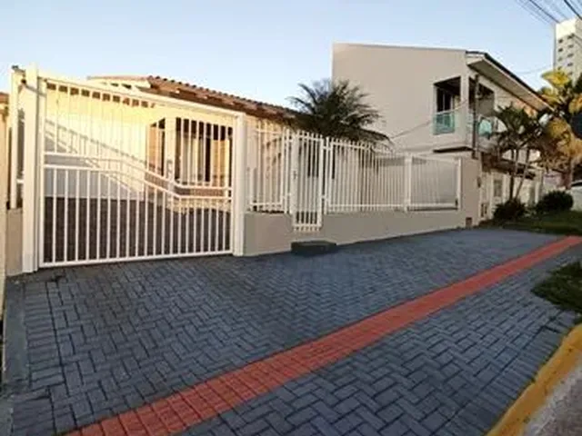 Imagem 5: Casa com Piscina no Passo dos Fortes