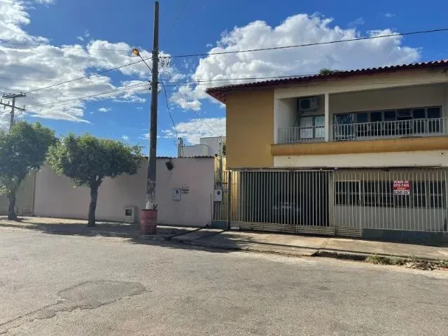 Imagem: Sobrado Amarelo