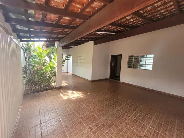Imagem: Casa para Aluguel com 148 M2 com 03 Quartos