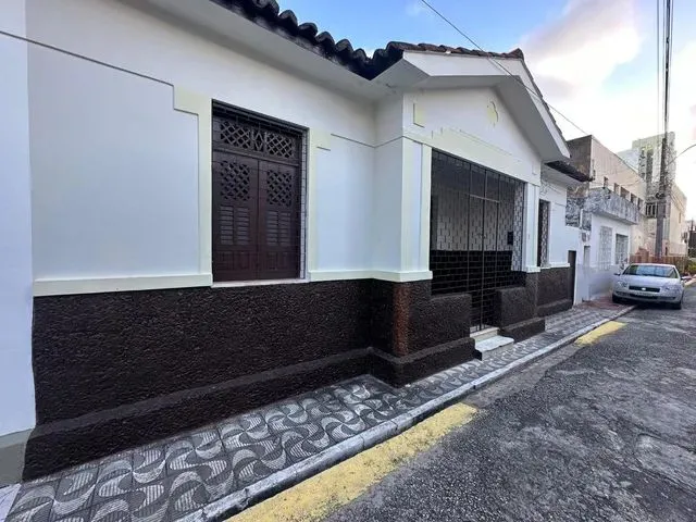 Imagem: Alugo Casa em Residencial com 4 Quartos