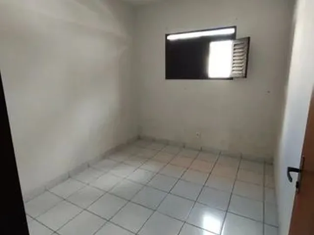 Imagem 8: Casa para Aluguel Possui 60 Metros Quadrados com 3 Quartos em Funcionários - João
