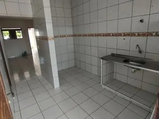 Imagem 5: Casa para Aluguel Possui 60 Metros Quadrados com 3 Quartos em Funcionários - João