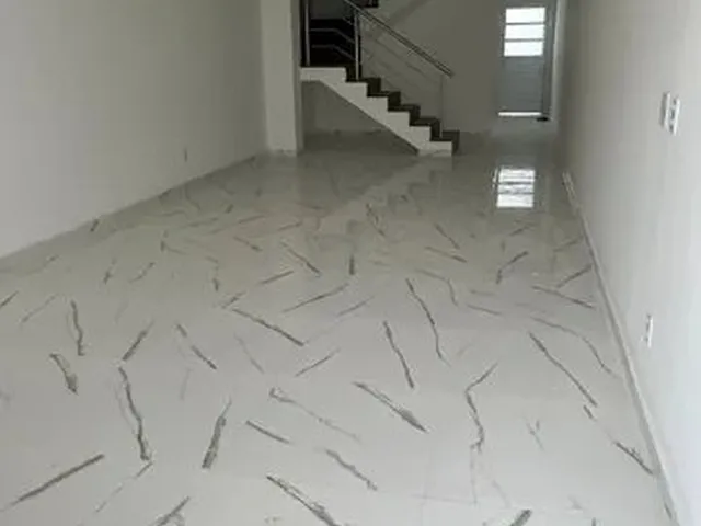 Imagem 3: Adrianópolis - Casa Duplex para Locação