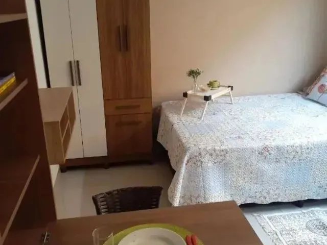 Imagem: Aluga-Se Kitnet Mobiliada 800,00