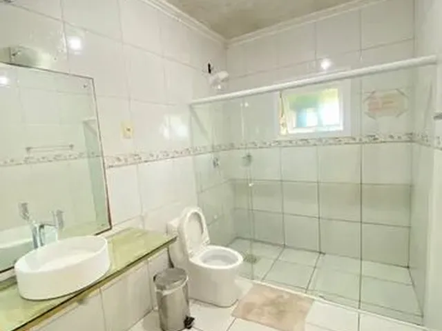 Imagem 4: 7 Quartos 4 Banheiros Casa