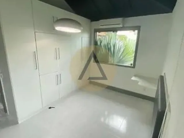 Imagem 9: Casa 04 Quartos no Novo Cavaleiro