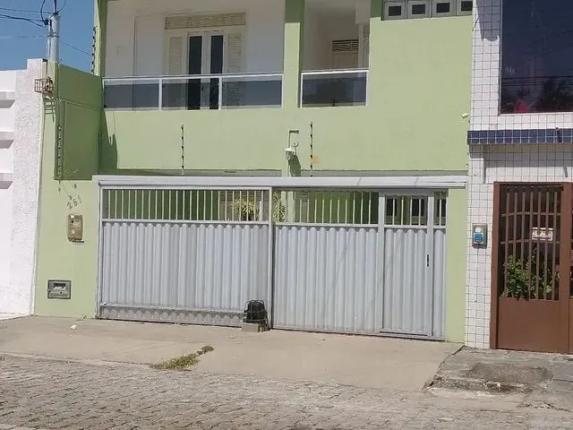 Imagem: Casa Duplex Nova Descoberta Três Quartos