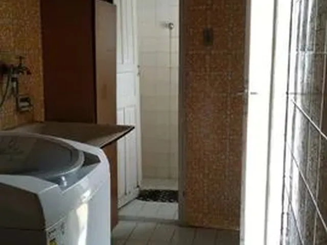 Imagem 2: Suíte Mobiliada em Icaraí - Garagem