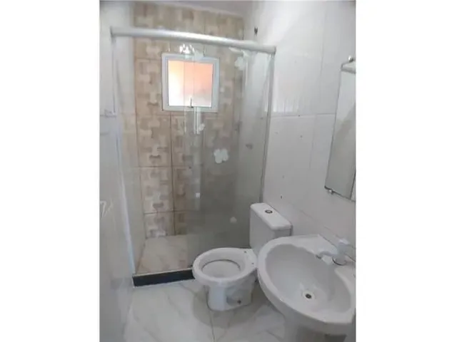 Imagem 4: Aluga Se Casa Linear 2 Quartos em Condomínio!
