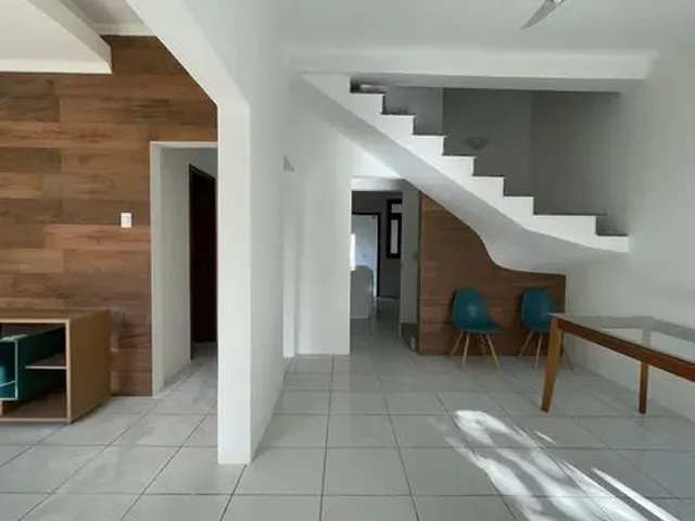 Imagem: Casa com 4 Quartos em Glória - Porto Alegre