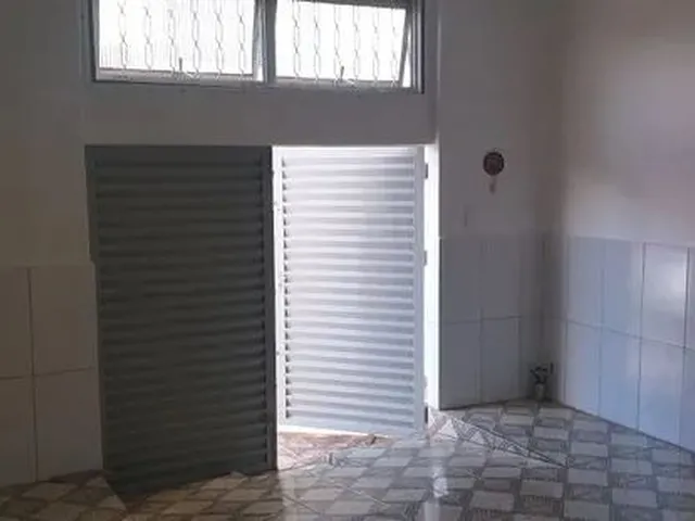 Imagem: Aluga - Se Uma Kitnet - Centro