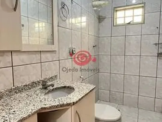Imagem 15: Casa Ampla com 4 Quartos Sendo 1 Suíte