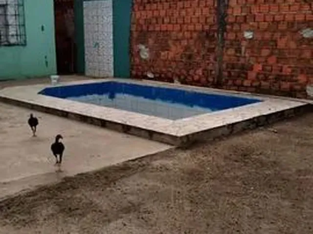 Imagem 3: Vende-Se Uma Casa Murada