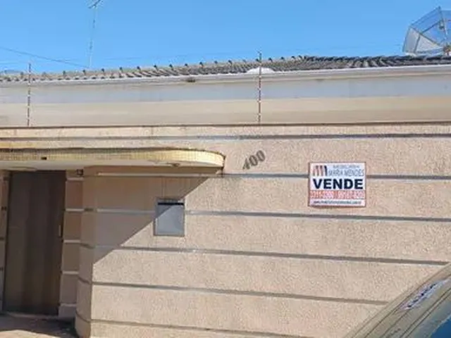 Imagem: A casa possui 3 Dormitórios, 1 Suíte, 4 Banheiros, 4