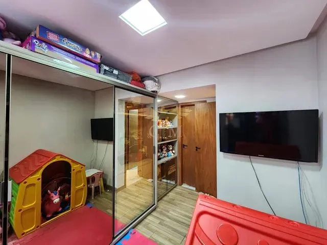 Imagem 10: Cobertura À Venda com 155M², 3 Quartos, 2 Suítes, Oportunidade na Graça