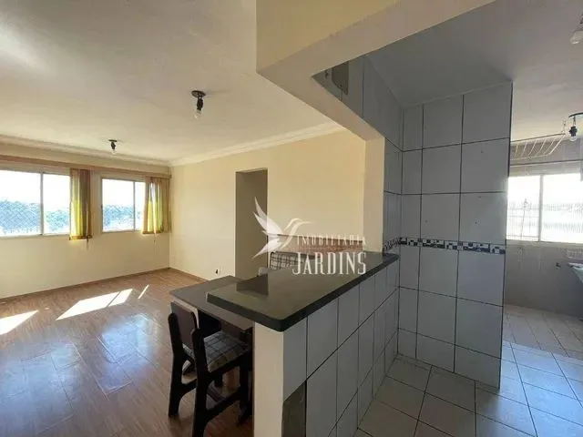Imagem 9: Apartamento com 3 Dormitórios À Venda, 60 M² por R$ 170.000,00 - Industrial