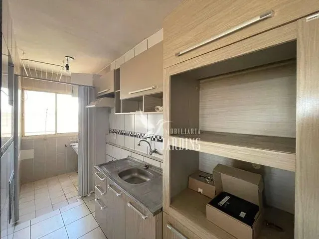 Imagem 5: Apartamento com 3 Dormitórios À Venda, 60 M² por R$ 170.000,00 - Industrial