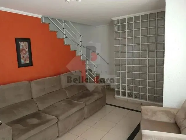 Imagem: Sobrado com 3 Dormitórios e Churrasqueira