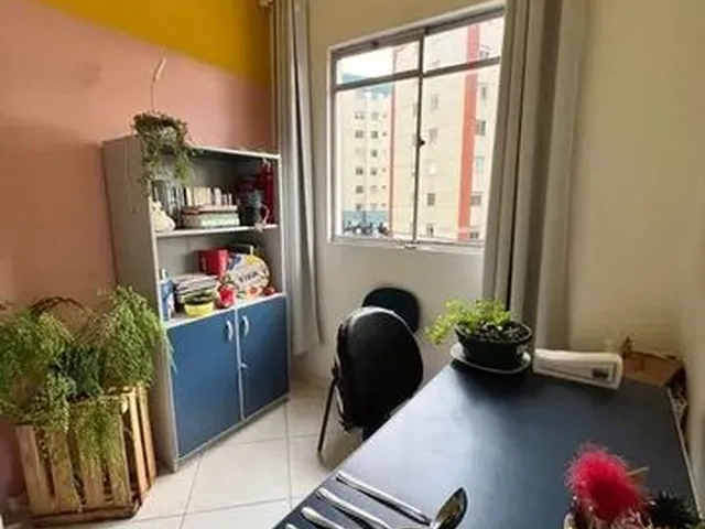 Imagem 10: Apartamento com 2 Quartos para Alugar por R$ 1100.00, 53.55 M2 - Hauer - Curitiba/Pr
